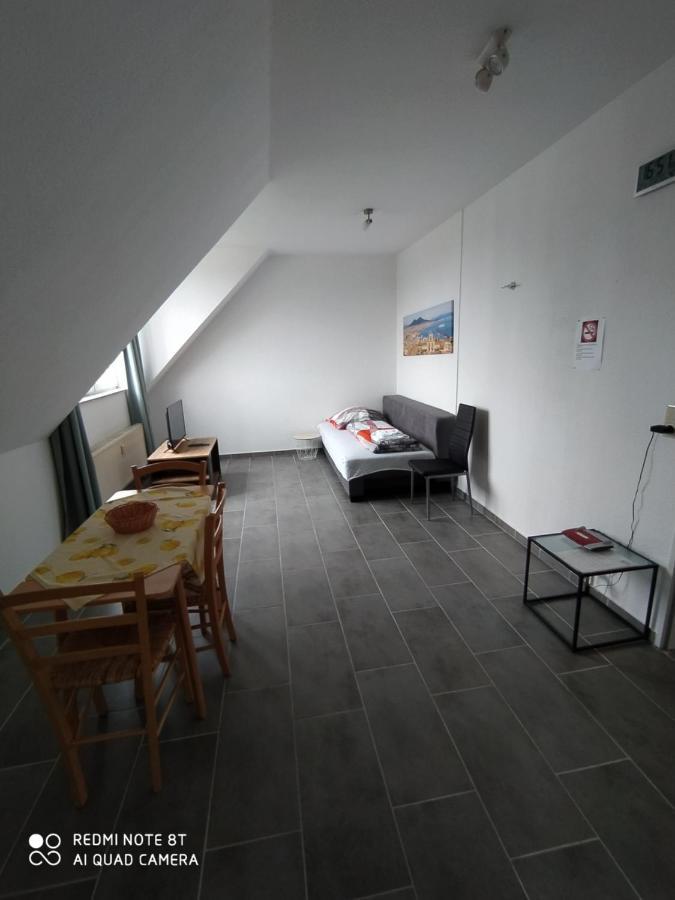 Ganzes Haus/Apartment Appartment Bella Italia, Erftstadt